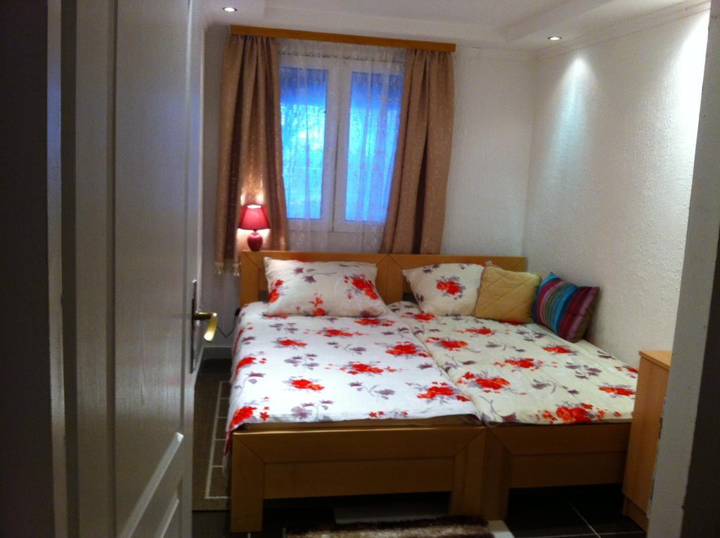 Apartment Vistanova Врдник Номер фото